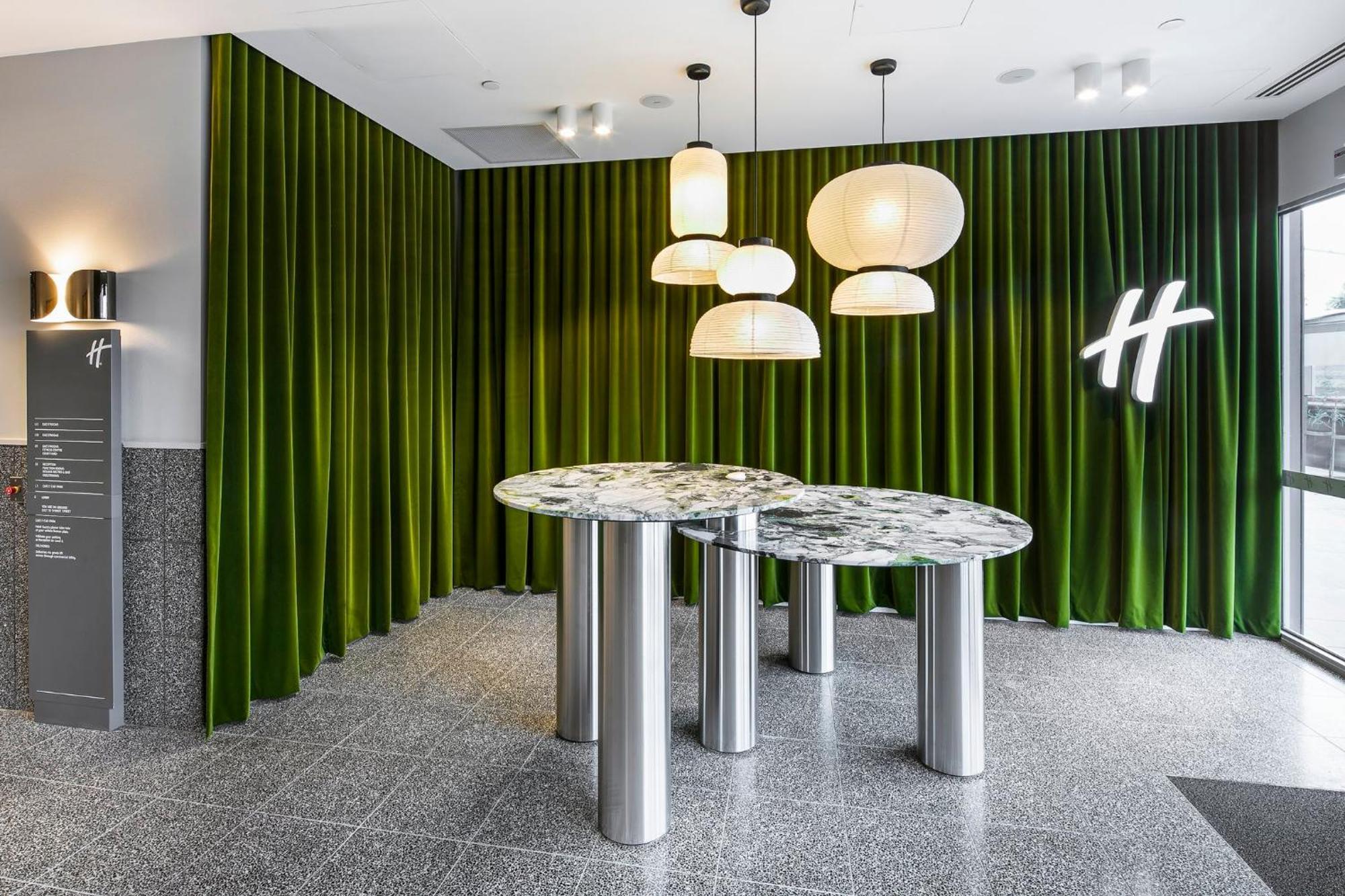 Holiday Inn Werribee By Ihg Buitenkant foto